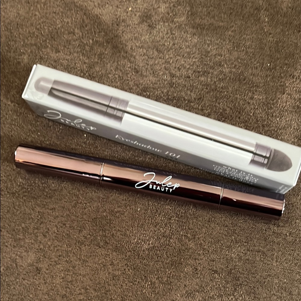 Julep Charcoal Matte Eyeshadow for Precision and Style